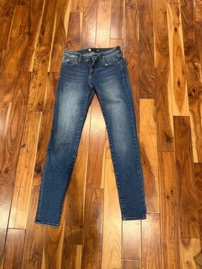 Kut from the Kloth Dark Blue Skinny Jeans size 2